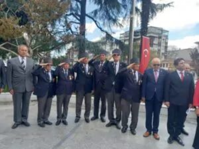 ASTSUBAYLAR HAK ARAYIŞINI SÜRÜDÜRÜYOR